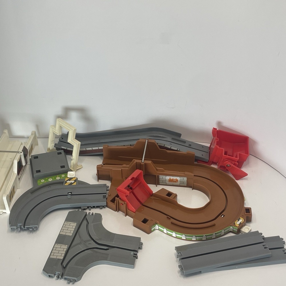2001 Tomy Thomas‎ The Tank Engine & Friends #6563 Replacement Tracks Incomplete